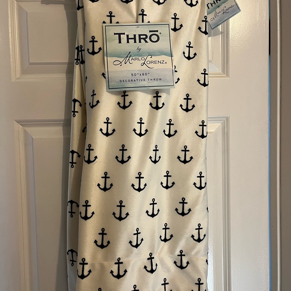 Marlo Lorenz decorative throw anchors 50×60 new with tags